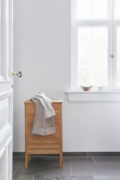 A line vasketøjskurv