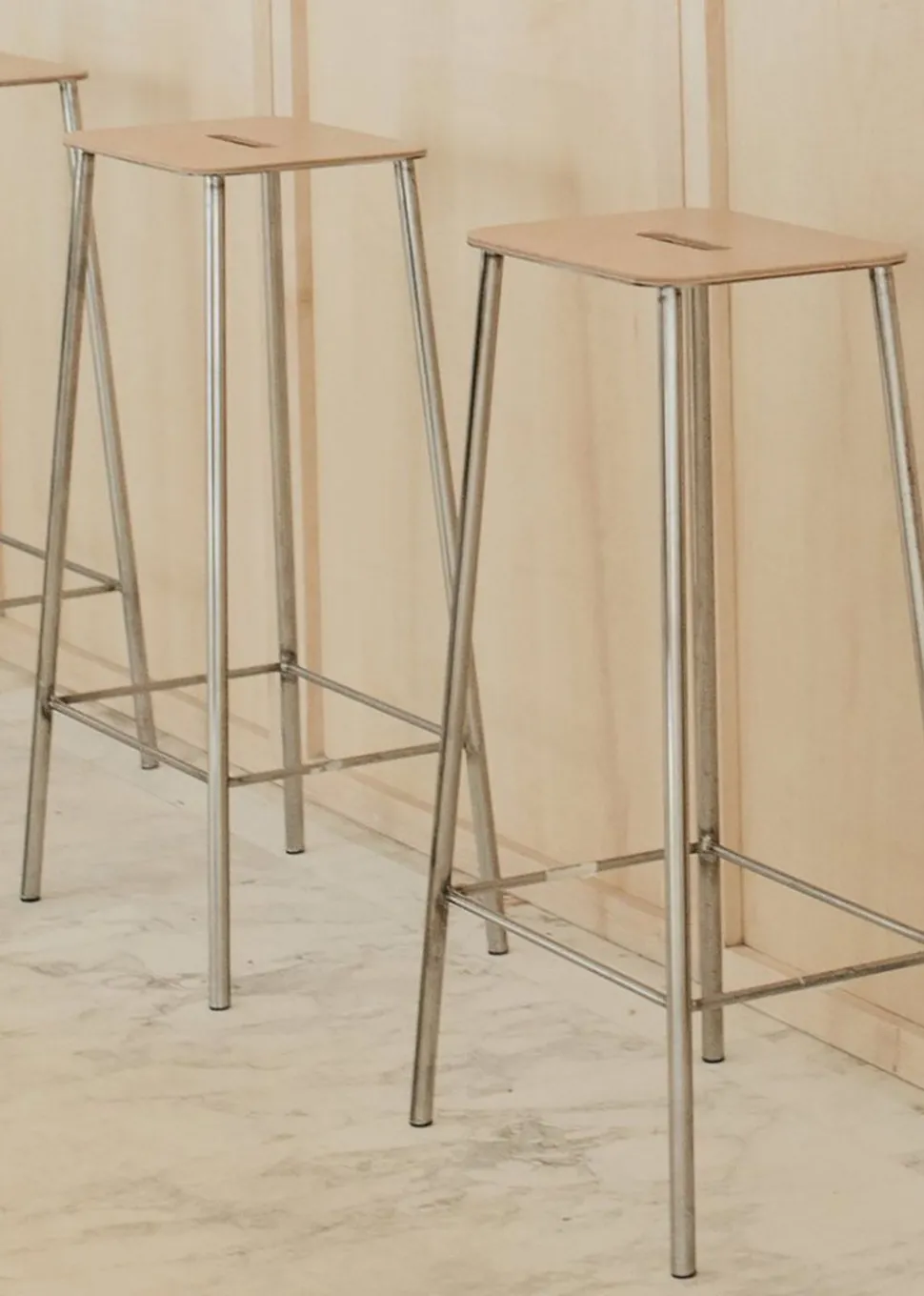 Adam Stool H76
