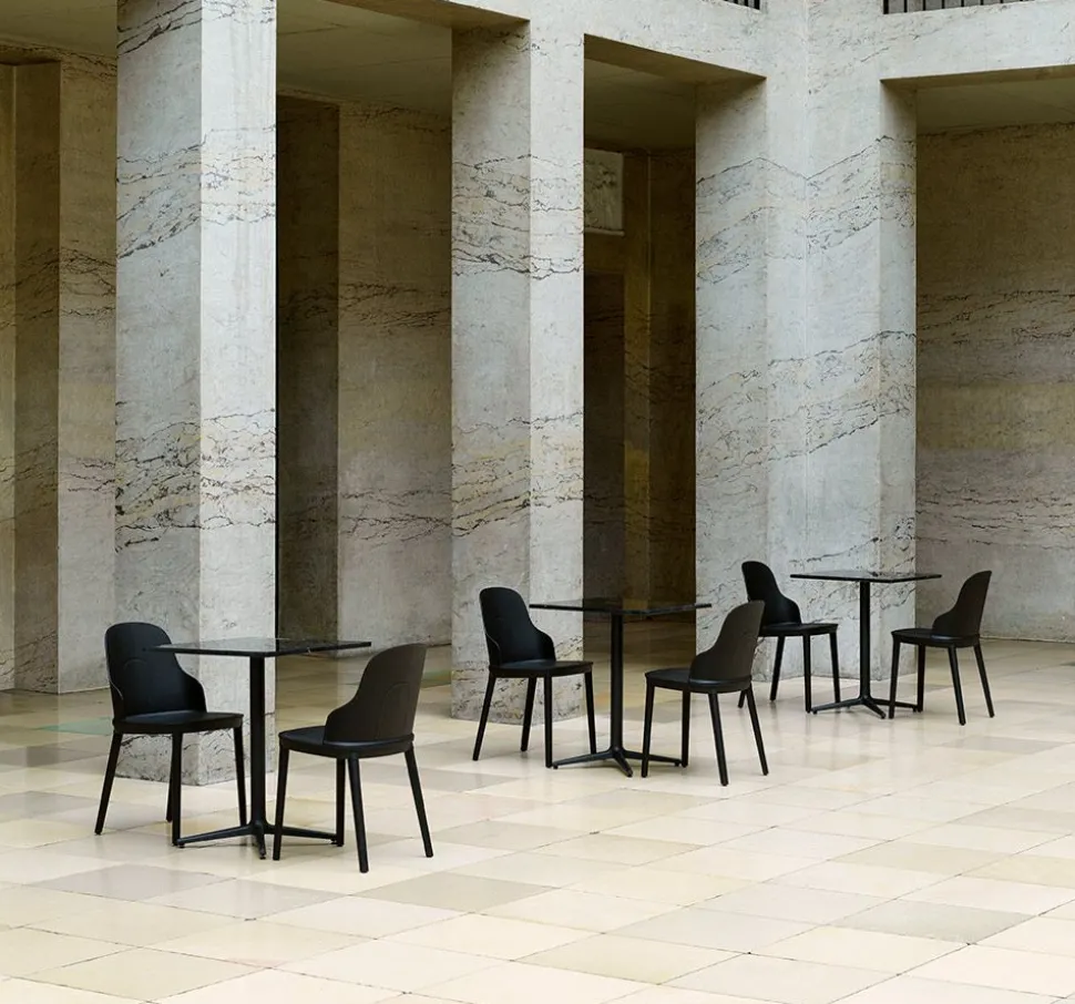 Allez Table 4L 70x70 - Marble