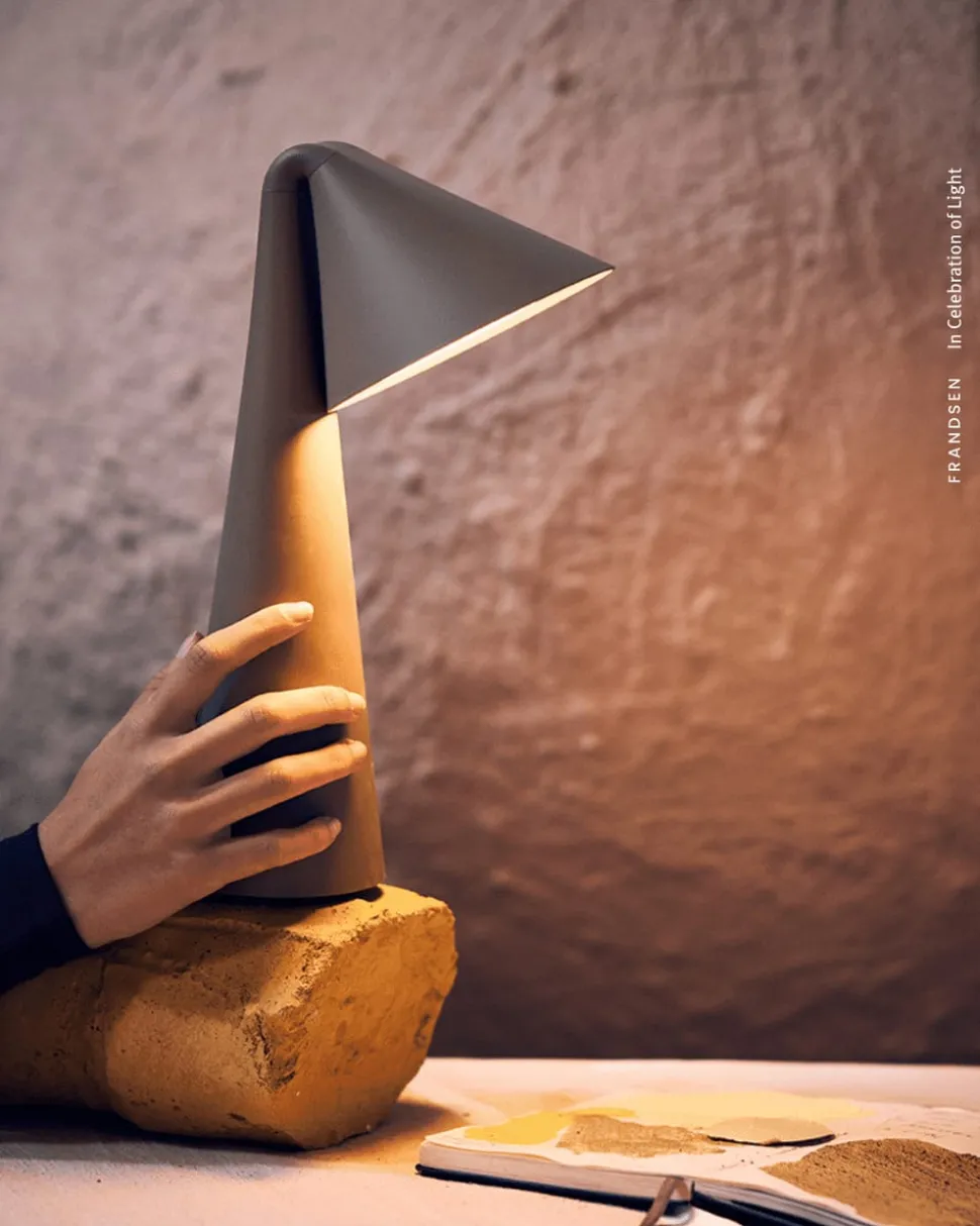 Ami Portable Lamp
