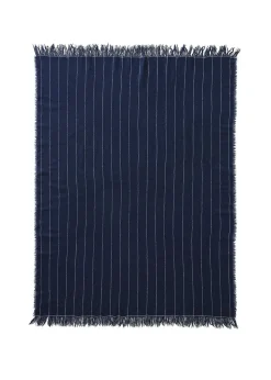 Battus Throw