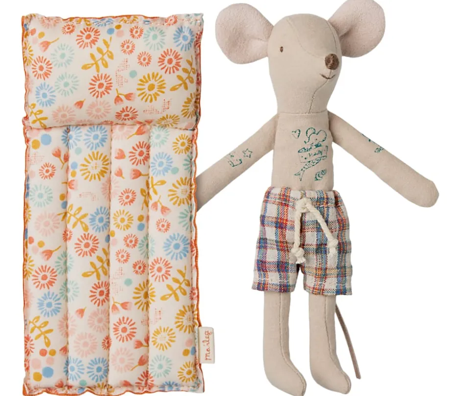Beach Mouse With Air Mattress - Dad