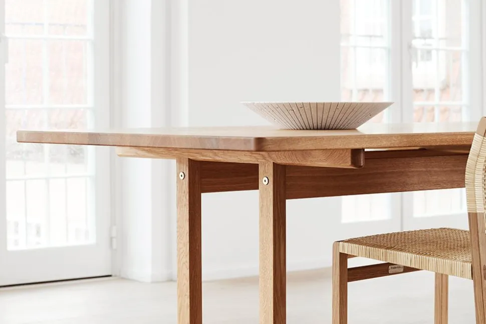 BM86 Mogensen Table 6286 by Børge MogensenBM86 Mogensen Table 6386 by Børge Mogensen