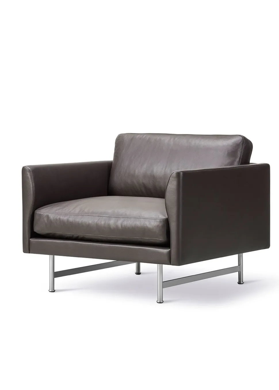 Calmo Lounge Chair 80 5621 by Hugo Passos