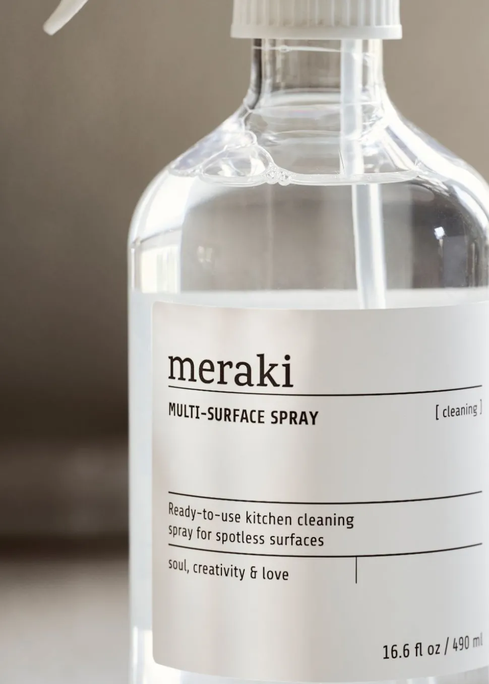 Cleansing spray