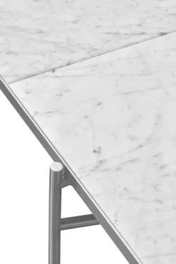 Console by Emil Thorup