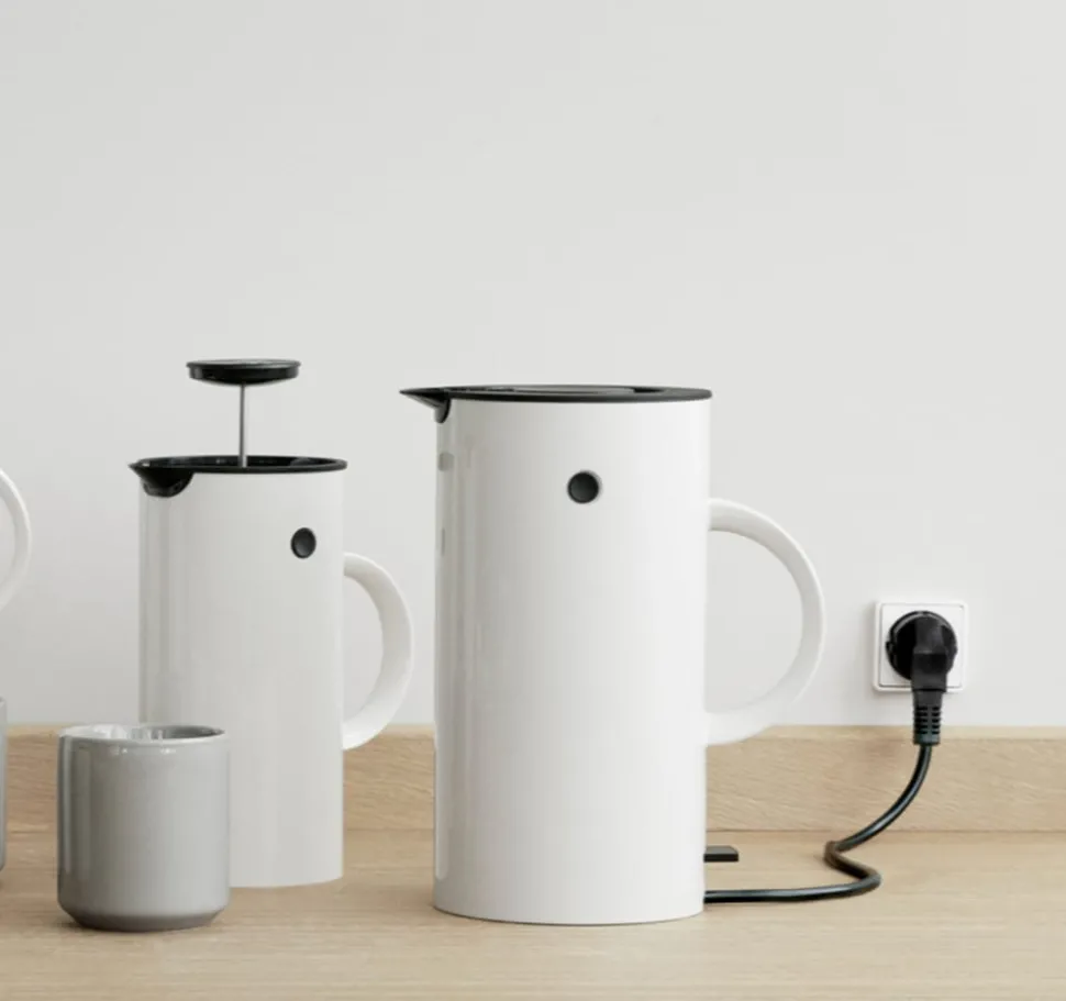 EM77 Electric Kettle