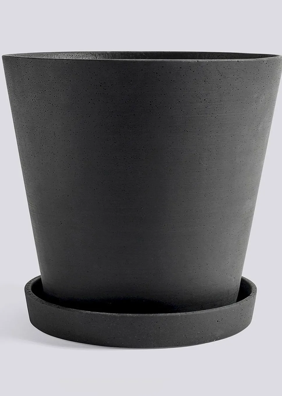 Flowerpot with saucer