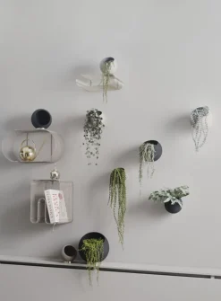 Globe Flowerpot