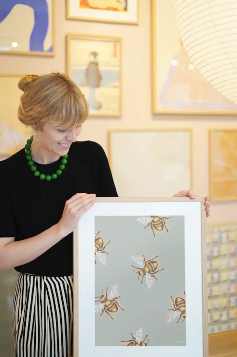 Little Bee Around