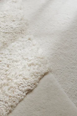 Mola Rug