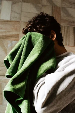 Mono Bath Towel
