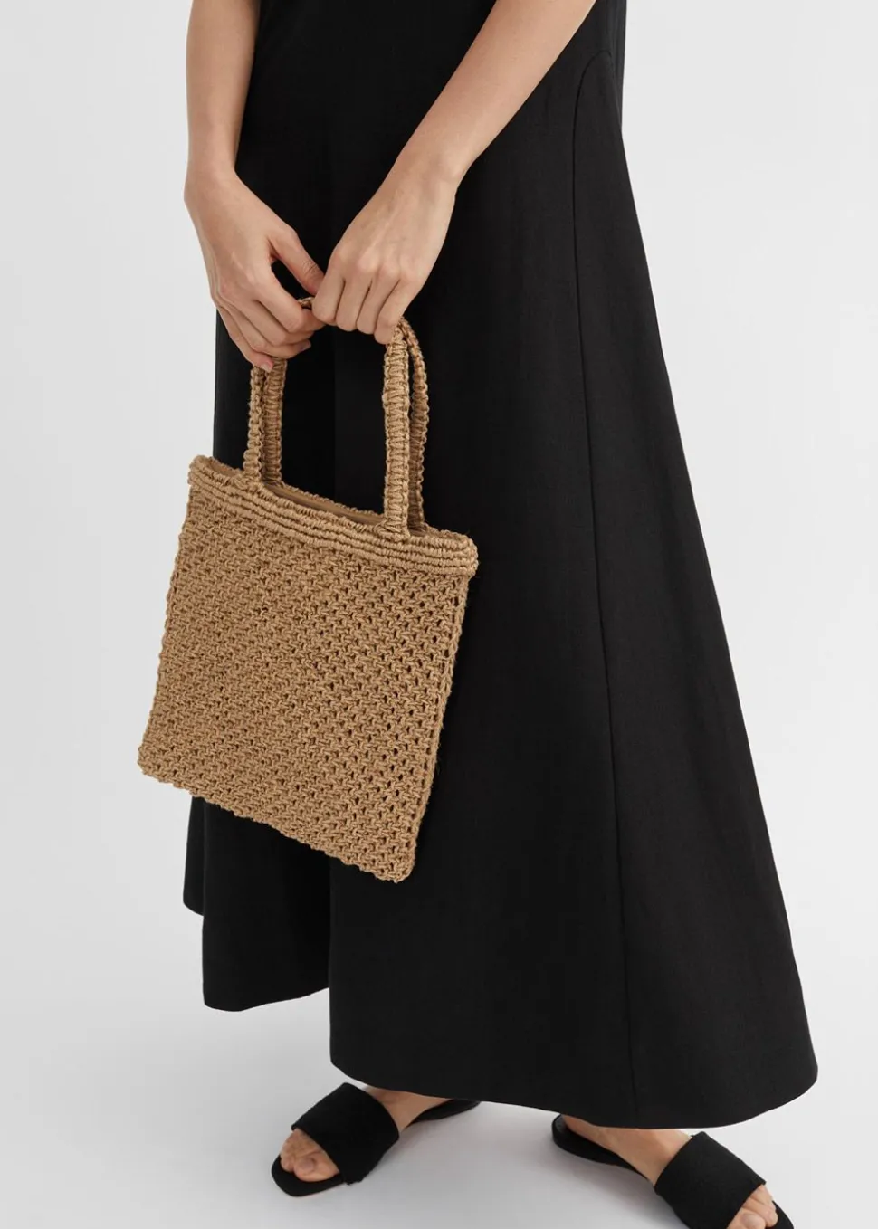 Nura Straw Bag