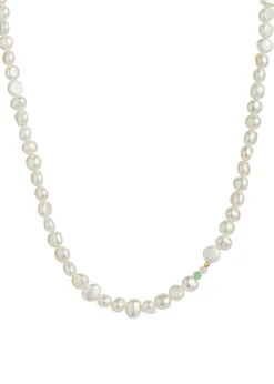 Perlie Creme Necklace