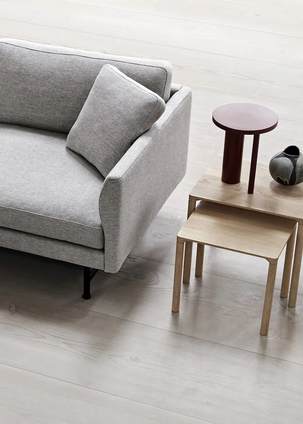 Piloti Wood Table 6720 by Hugo Passos