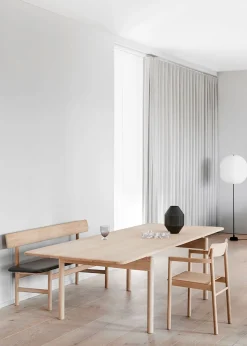 Post Table 6442 by Cecilie Manz