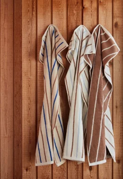 Raita Towel