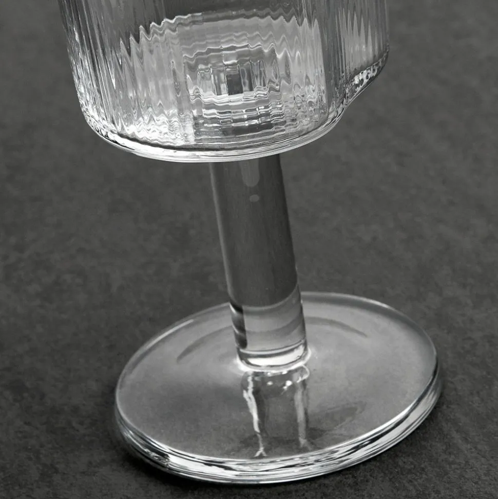 Red wine glass Ripe