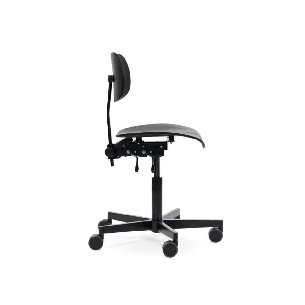 S197 R20 Office Chair / By Egon Eiermann