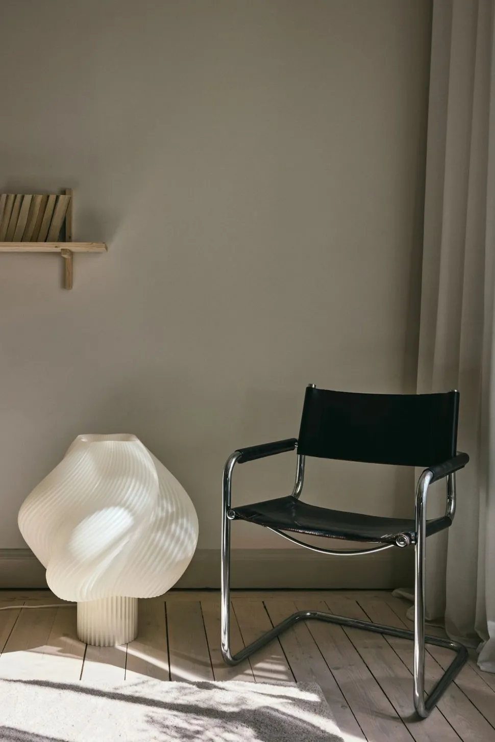 Soft Serve Lamp Mega