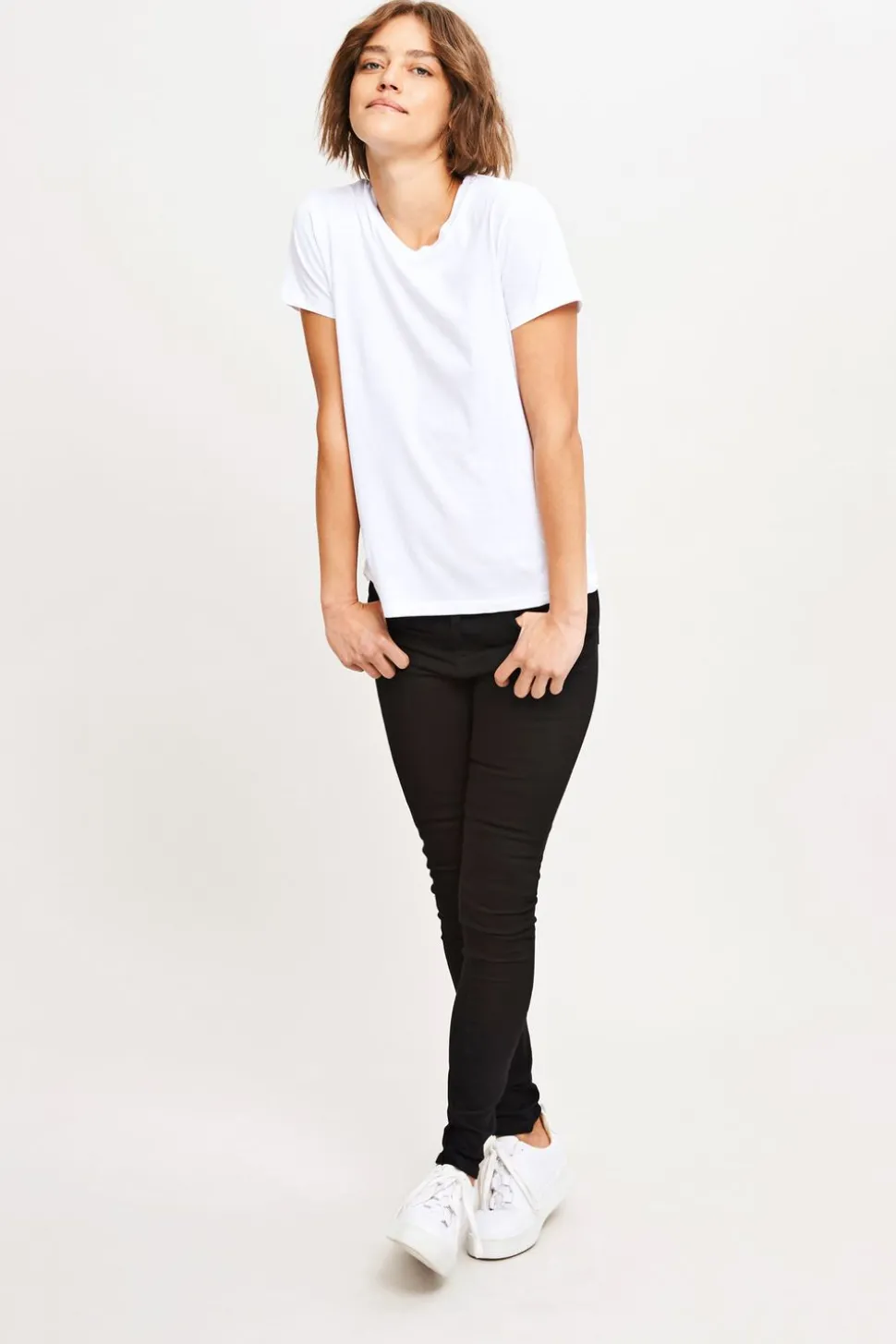 Solly Tee Solid