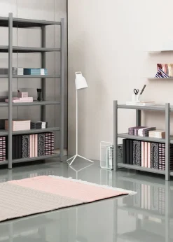 Stage floor lamp