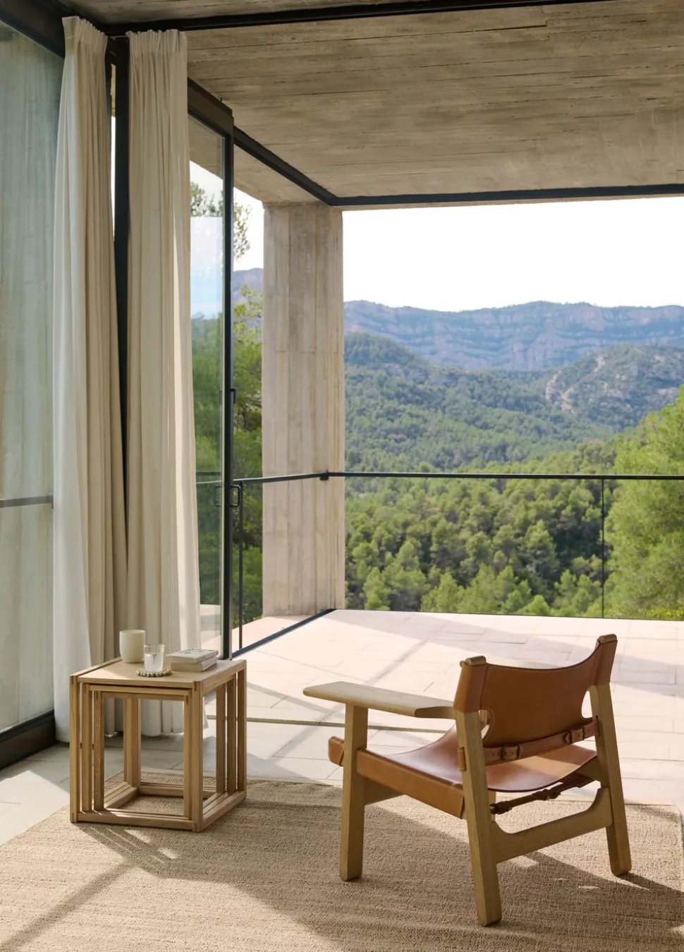 The Spanish Chair 2226 by Børge Mogensen