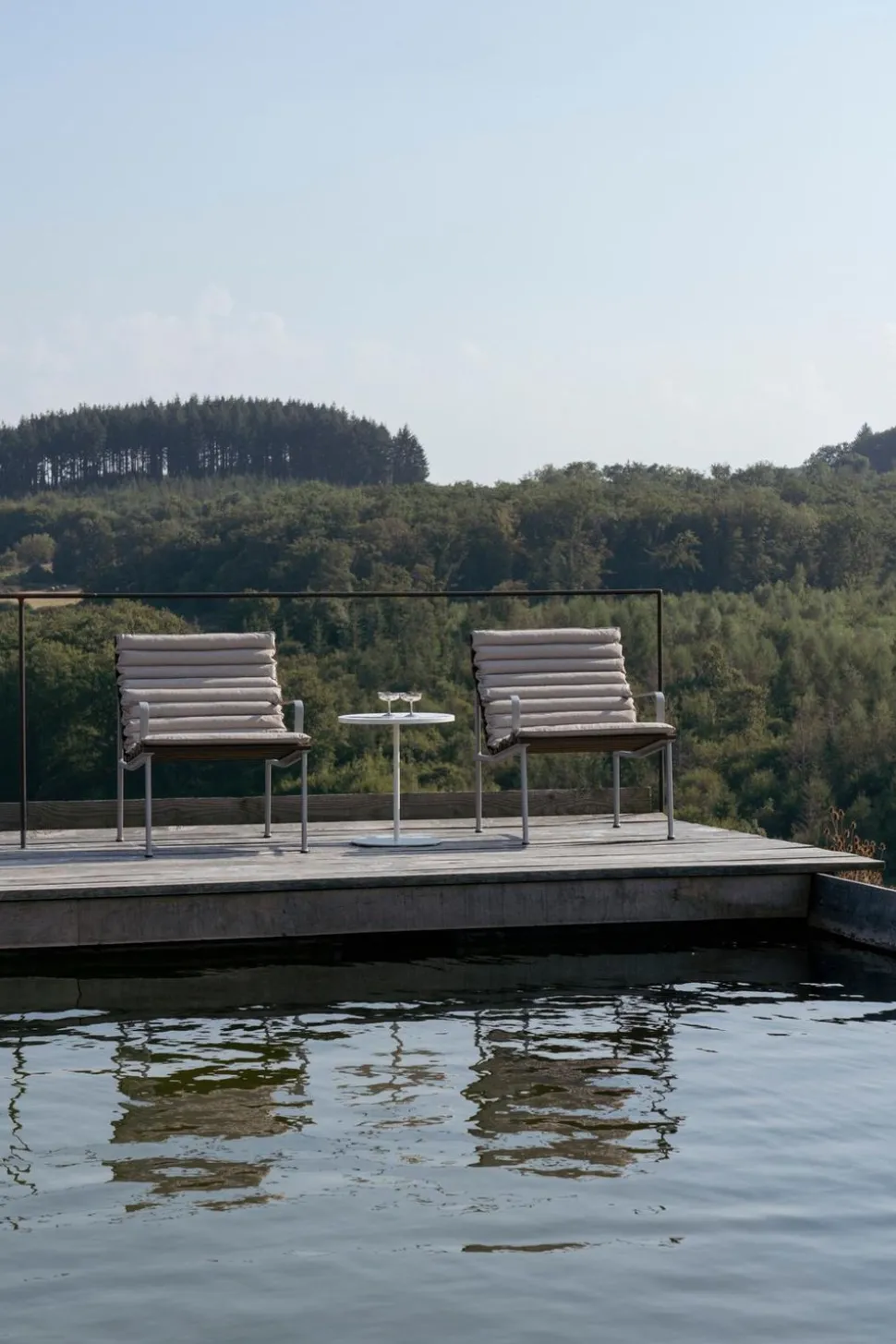 Traverse Lounge Armchair