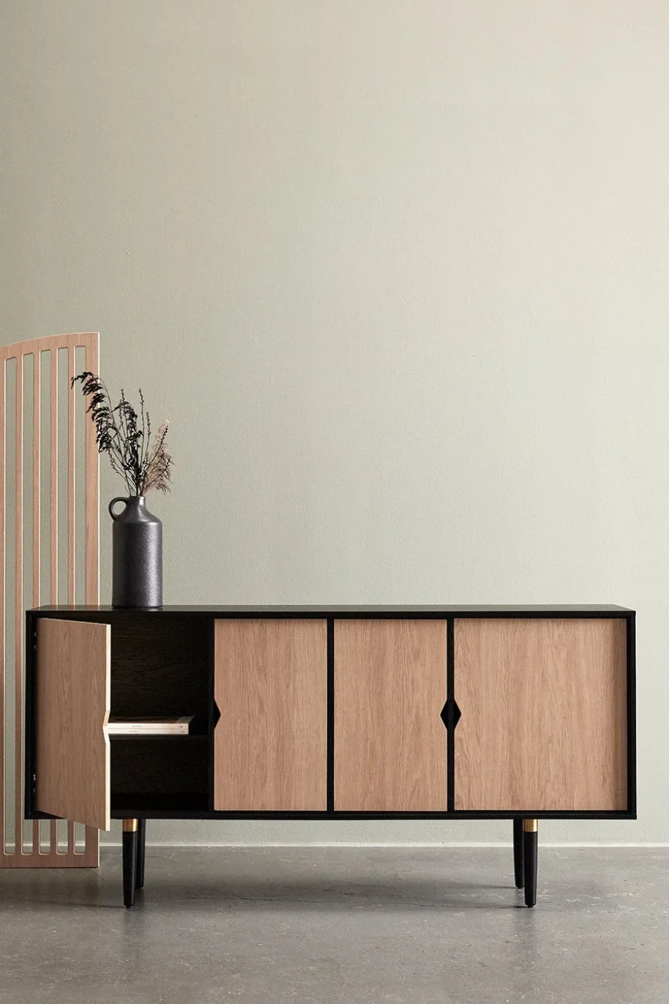Unique's Sideboard