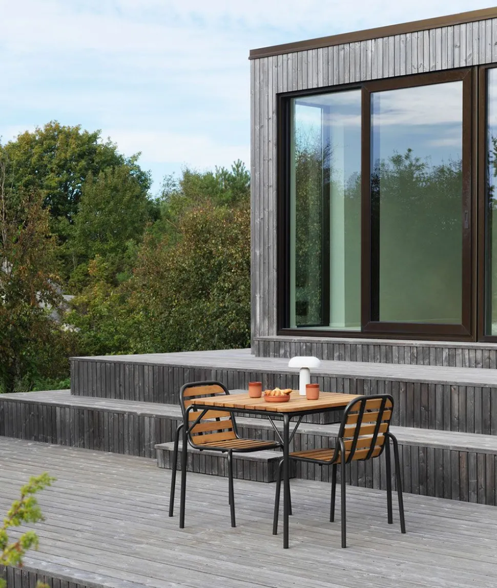Vig Table Robinia