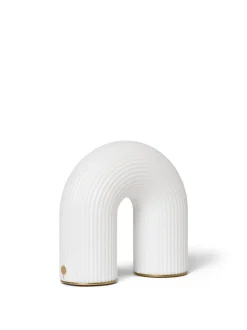 Vuelta Portable Lamp
