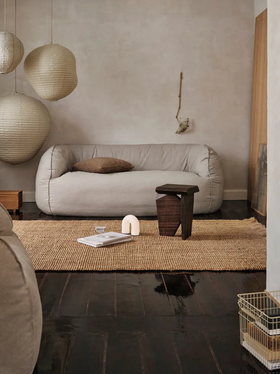 Vuelta Portable Lamp